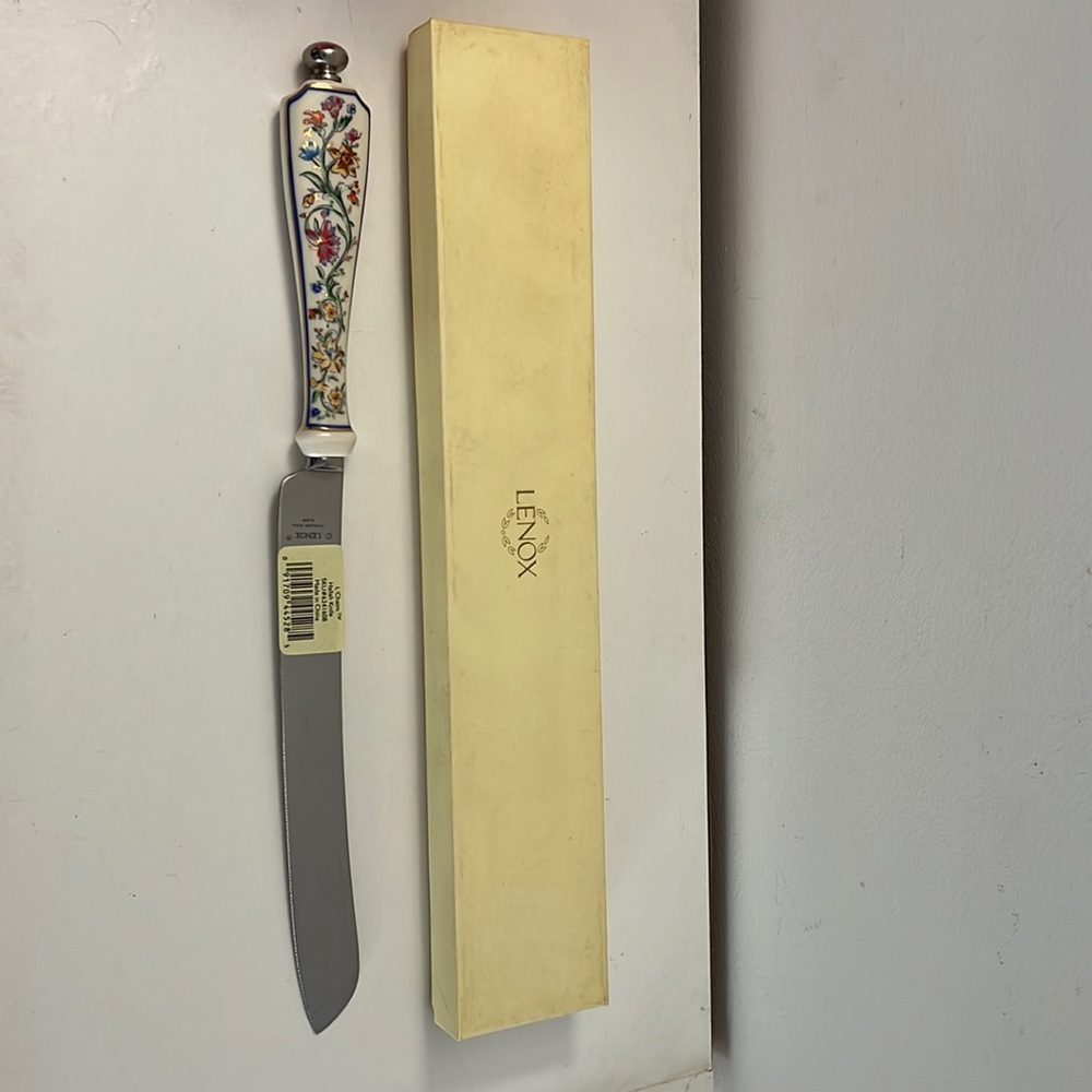 Lenox Hallah Knife - brand new in original box